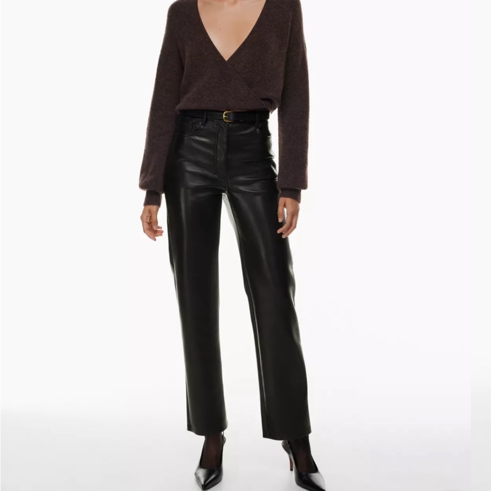 Aritzia Wilfred Melina Pant Vegan Leather NWT, Black, Regular length size 00